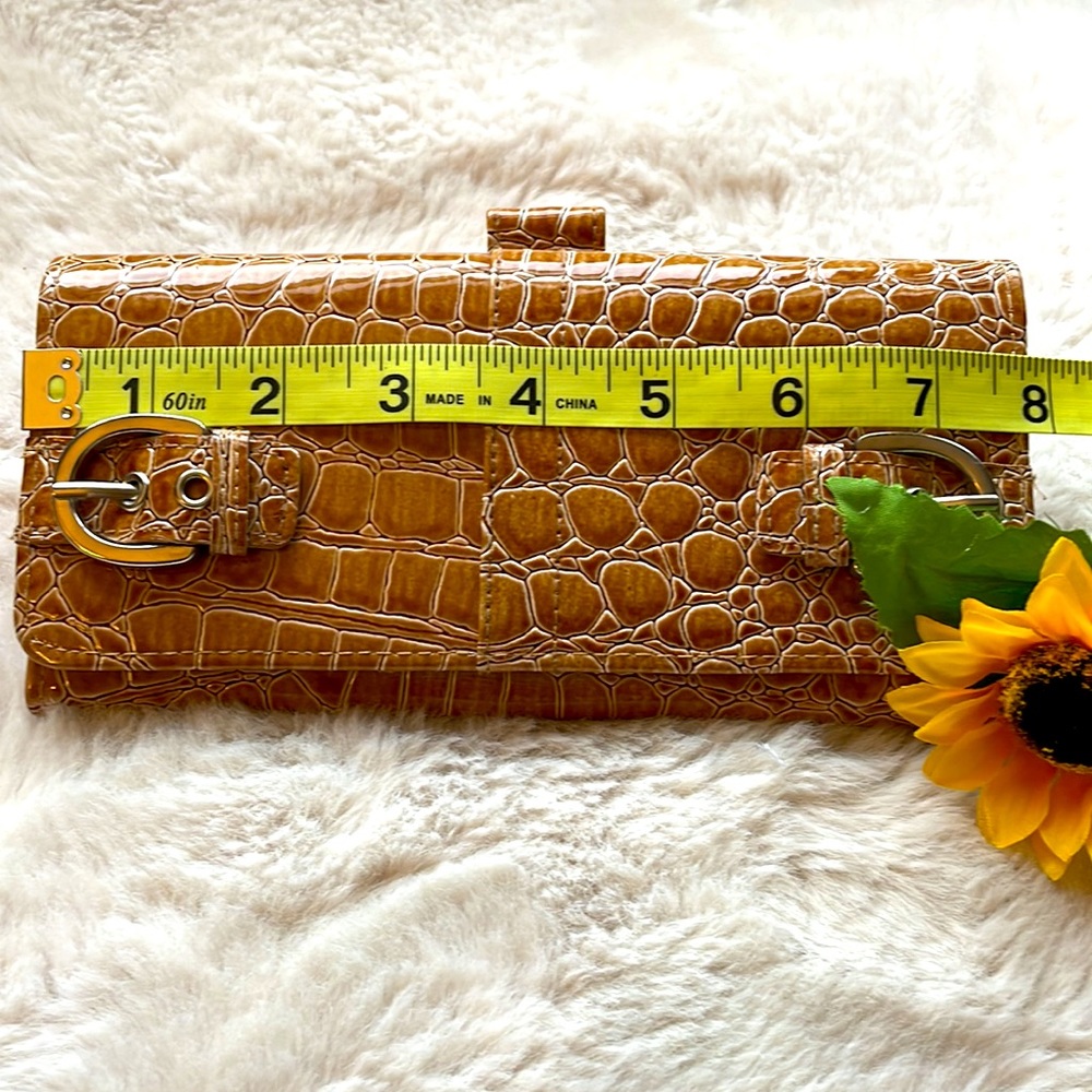 Croc Print Wallet - Picture 12 of 14